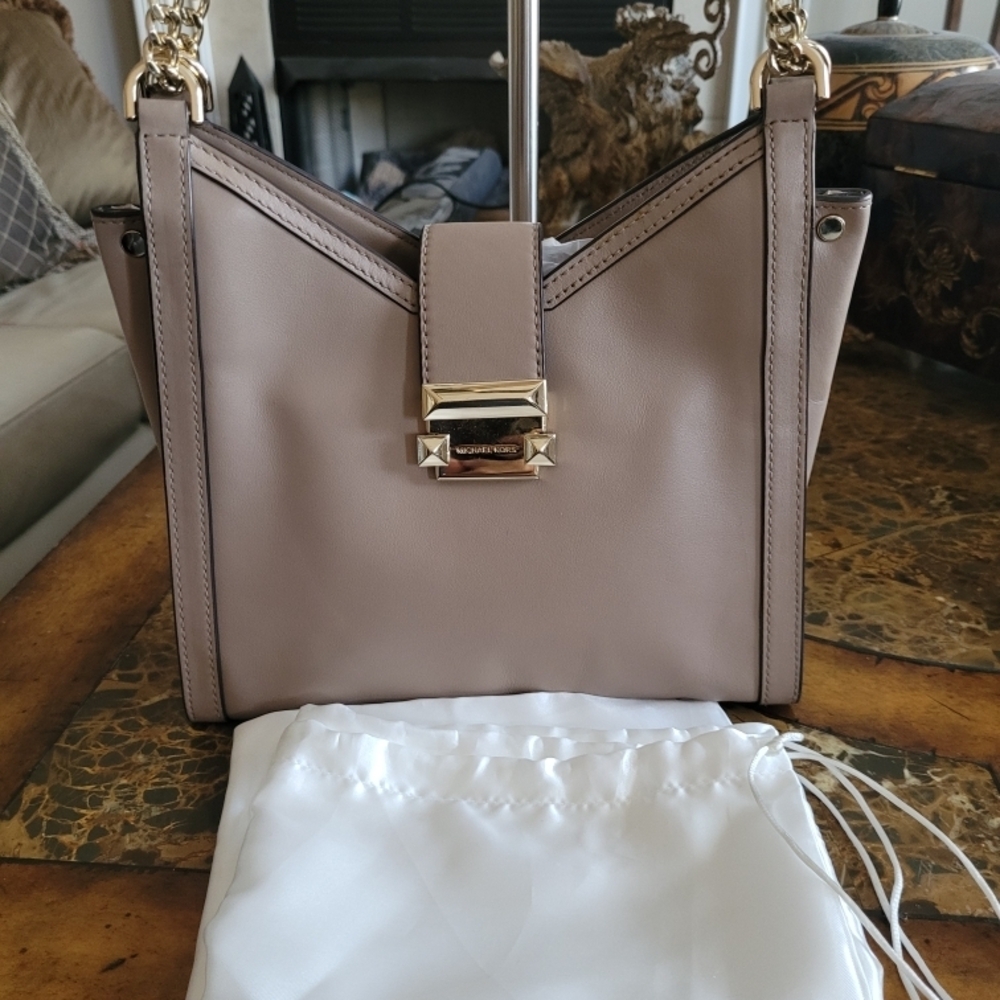 Michael Kors Brown Shoulder Bag - Picture 7 of 11